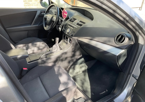 Mazda 3 cena 17450 przebieg: 182950, rok produkcji 2010 z Lublin małe 137